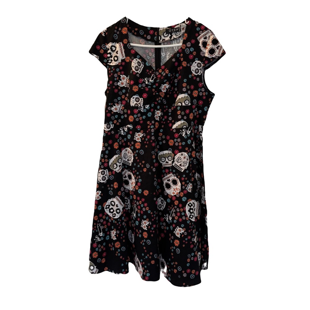 NWT Oten Colorful Sugar Skulls Day‎ of the Dead Cap Sleeve Dress, Size L/XL
